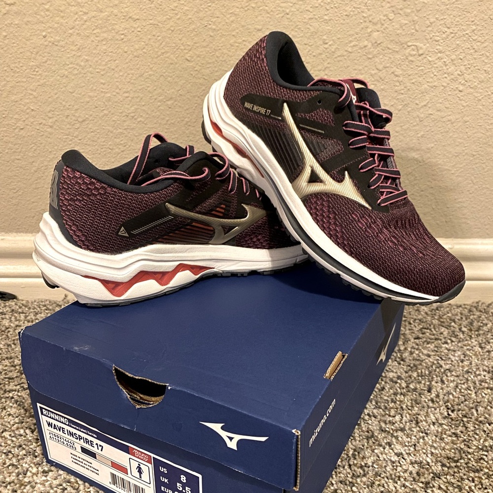 Mizuno Wave Inspire shoes